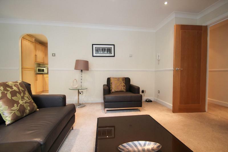 One Bed Serviced Apt Near Millenium Bridge Apartman London Kültér fotó