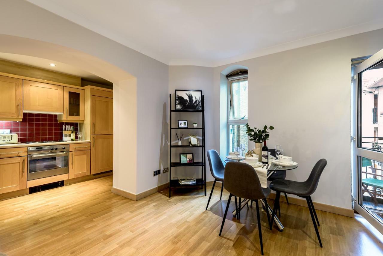 One Bed Serviced Apt Near Millenium Bridge Apartman London Kültér fotó